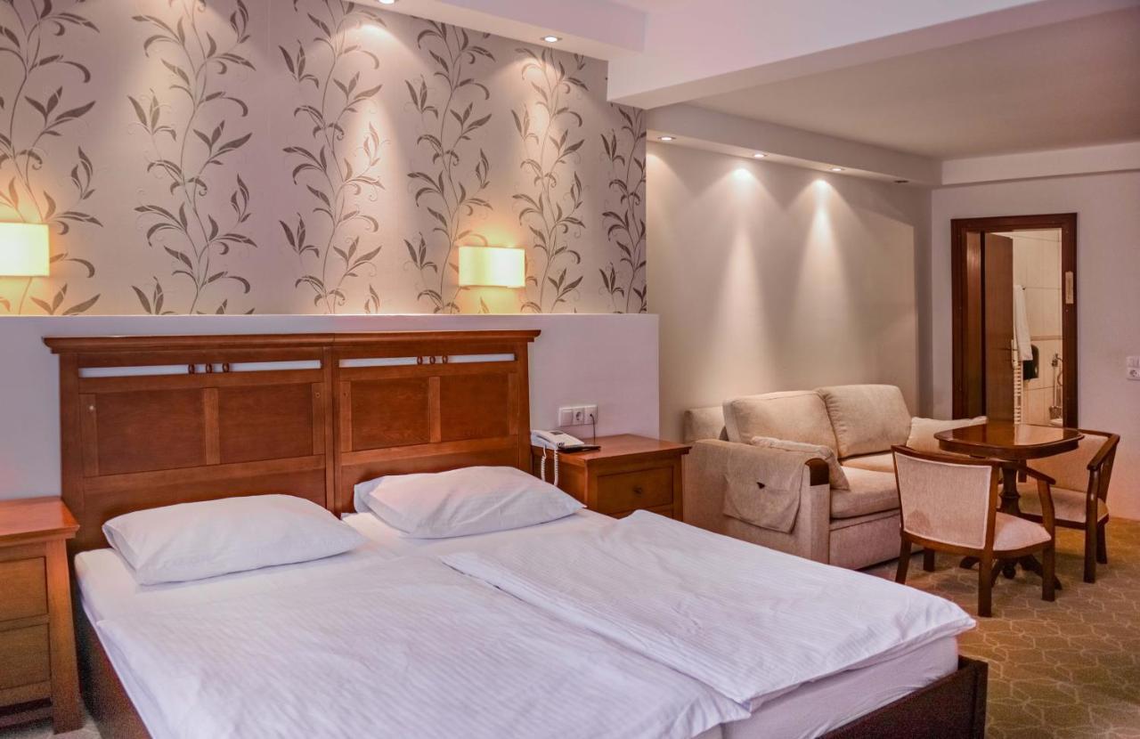 ולאסיץ Hotel Pahuljica מראה חיצוני תמונה