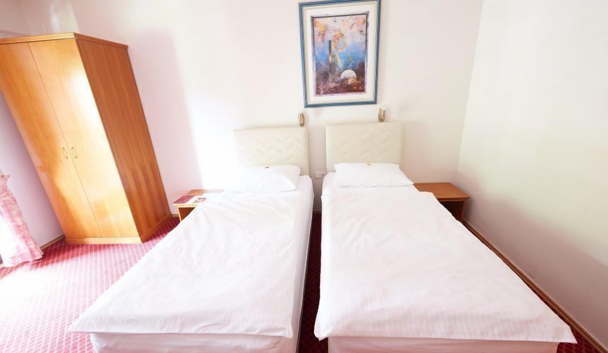 ולאסיץ Hotel Pahuljica מראה חיצוני תמונה