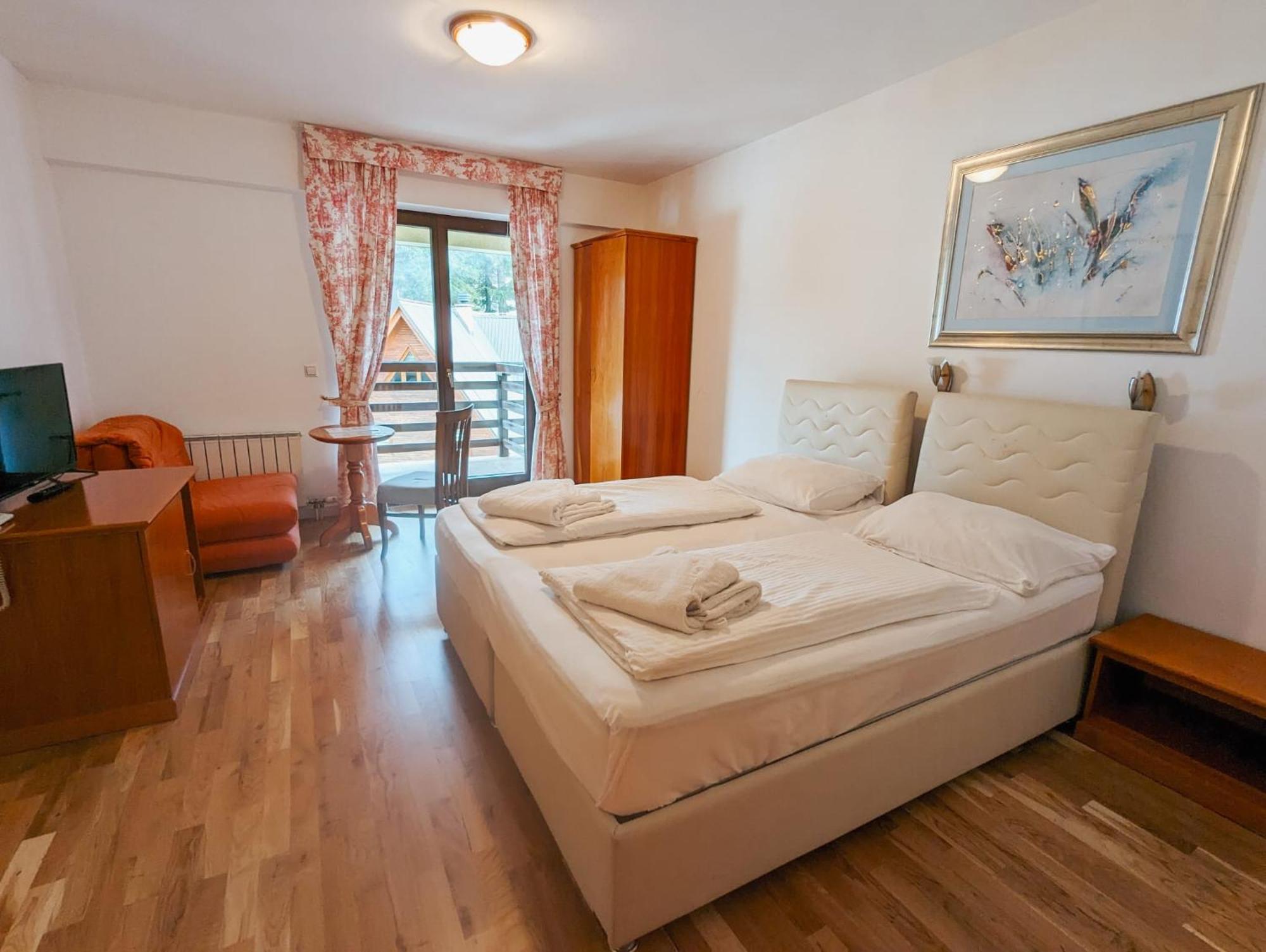 ולאסיץ Hotel Pahuljica מראה חיצוני תמונה